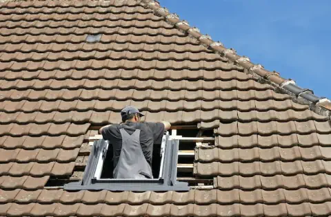 Pose de velux - Saint-Martin-de-la-Cluze